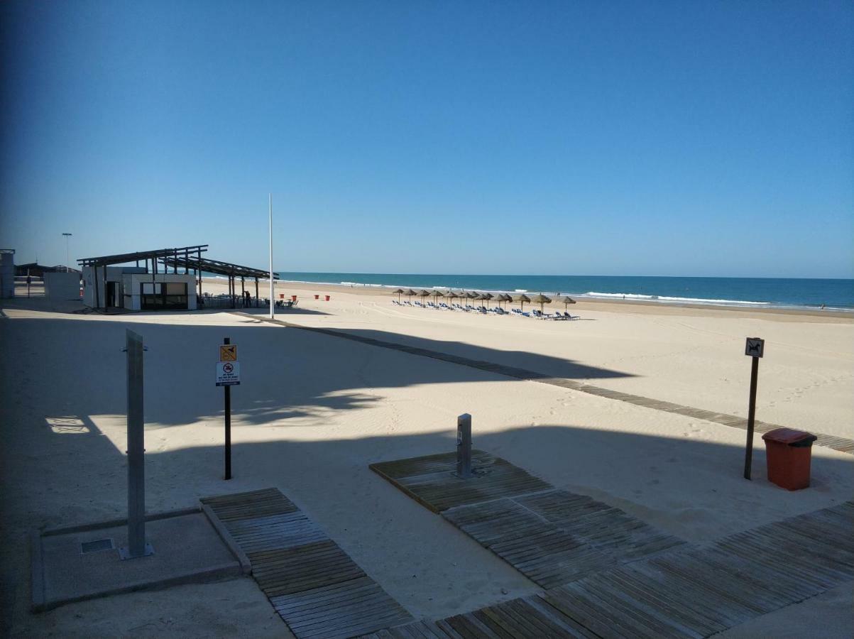 Guesting Comodoro Appartement Cádiz Buitenkant foto
